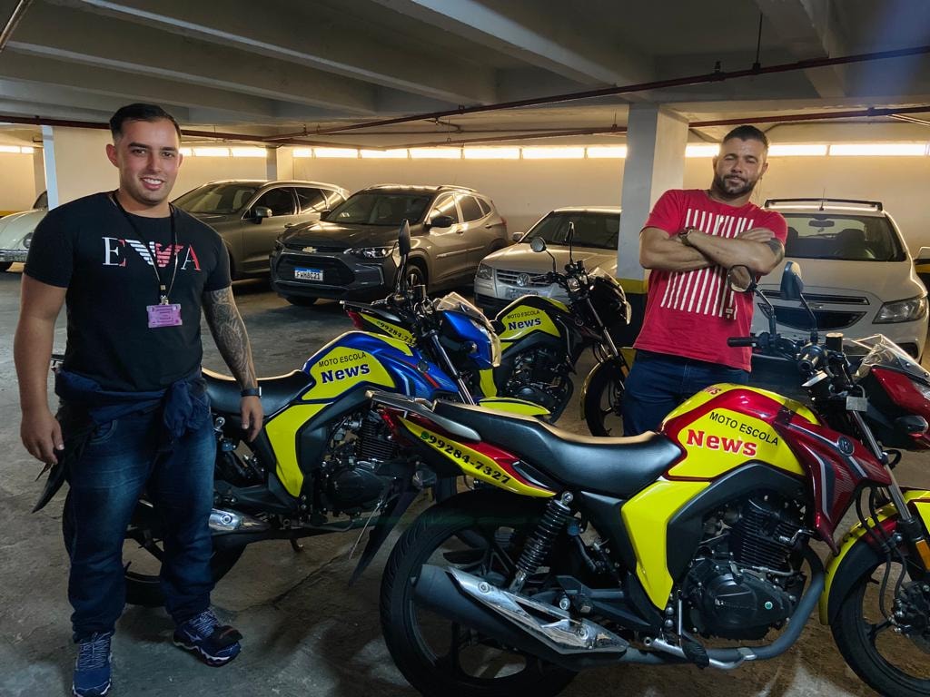 Frota de motos da Moto Escola News